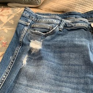 Very cute distressed jeans